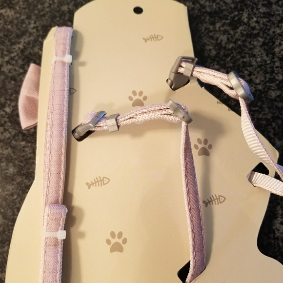 Harness and leash - Picture 2 of 6